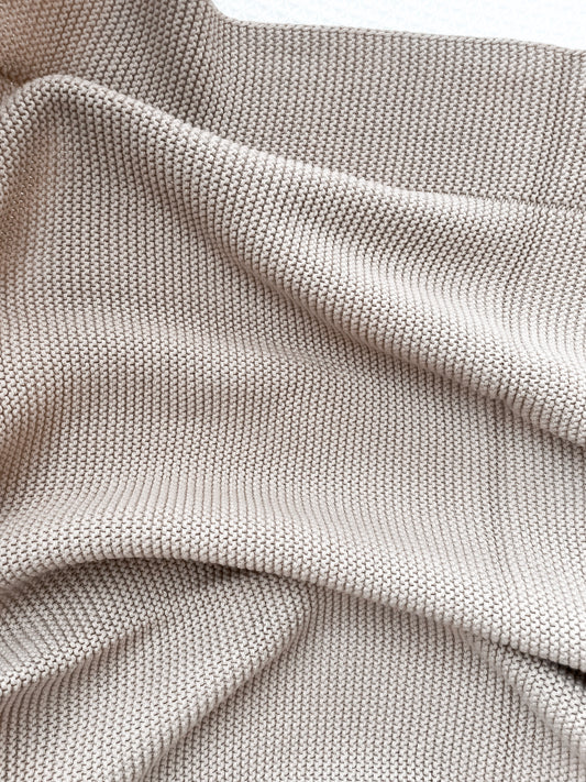 Classic Knitted Blanket - Fawn