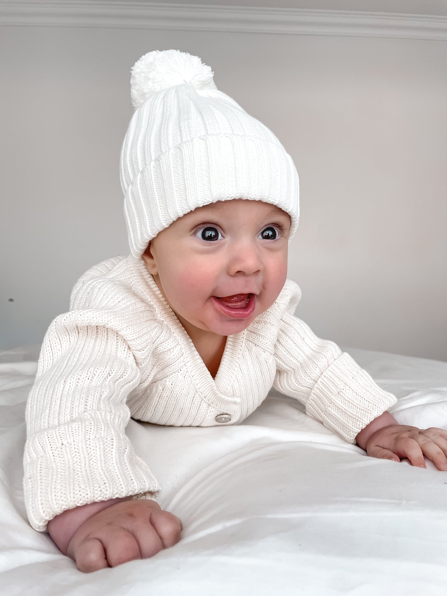 Knitted Ribbed Beanie - Milk