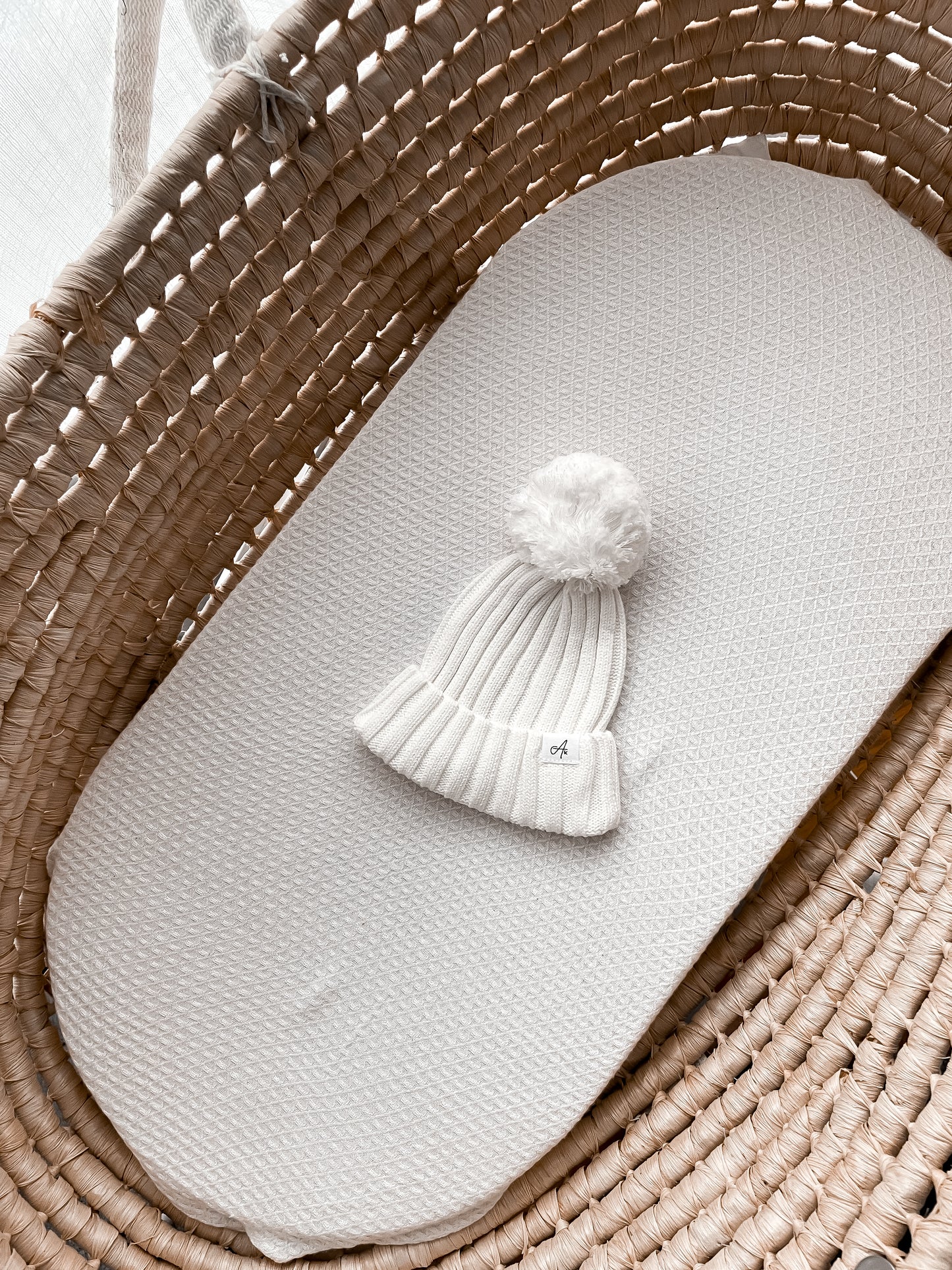 Knitted Ribbed Beanie - Milk