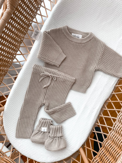 Classic Knitted Jumper - Fawn