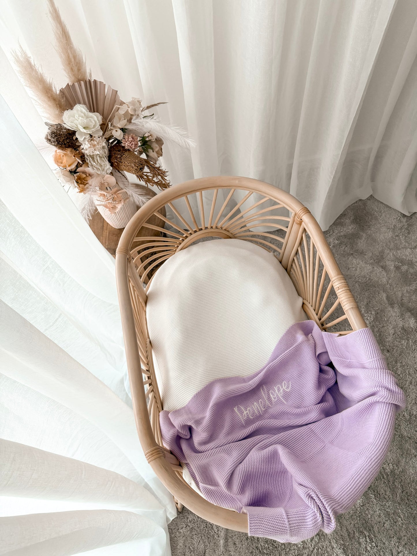Classic Knitted Blanket - Lilac