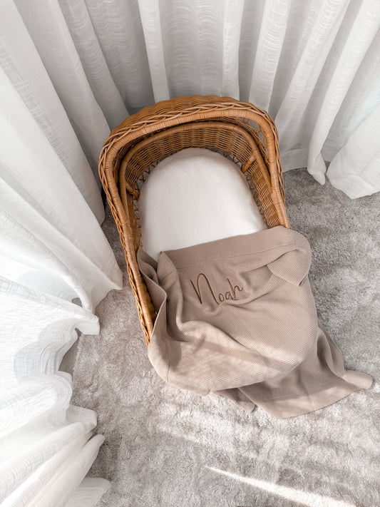 Classic Knitted Blanket - Fawn