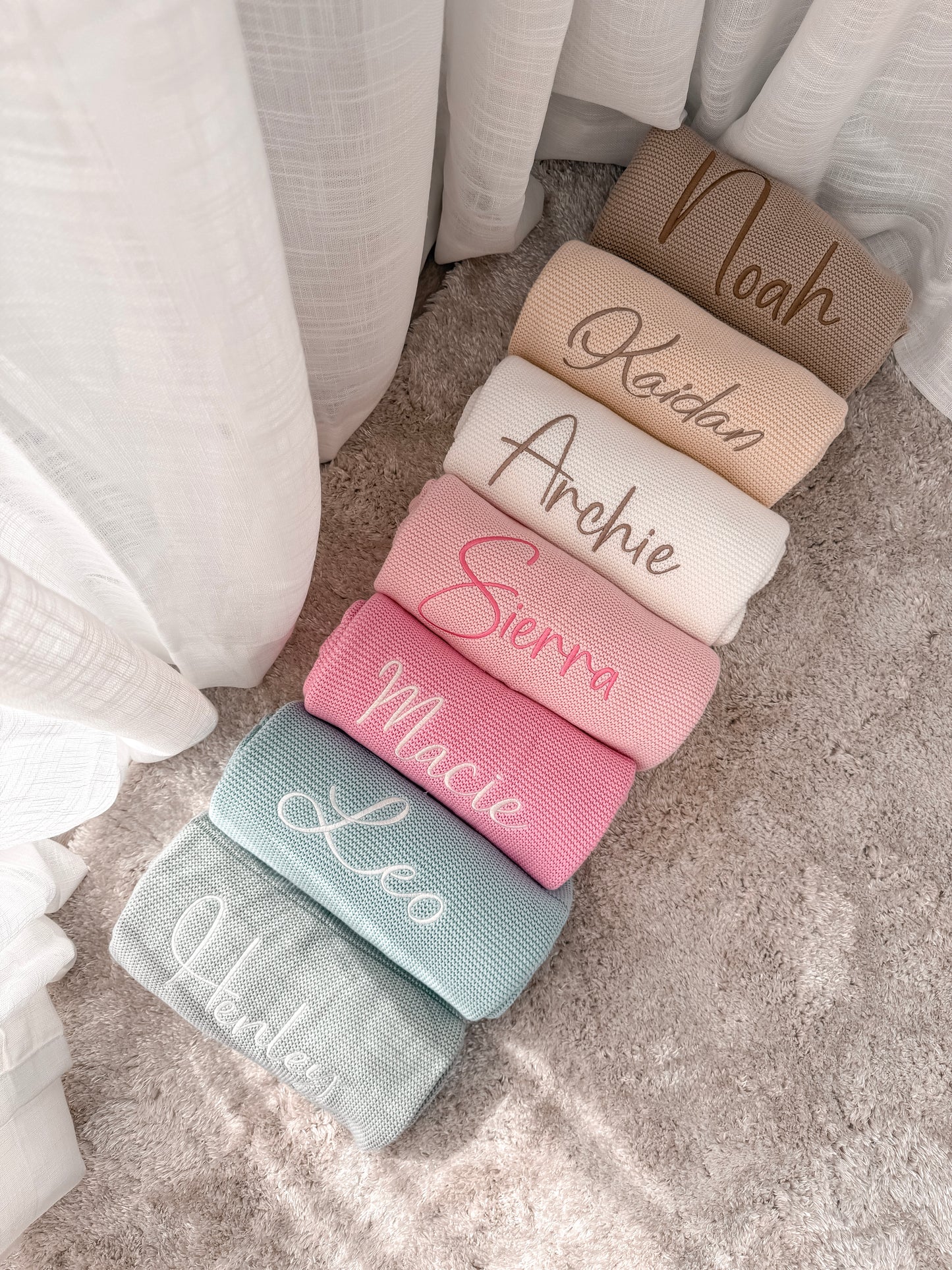 Classic Knitted Blanket - Milk