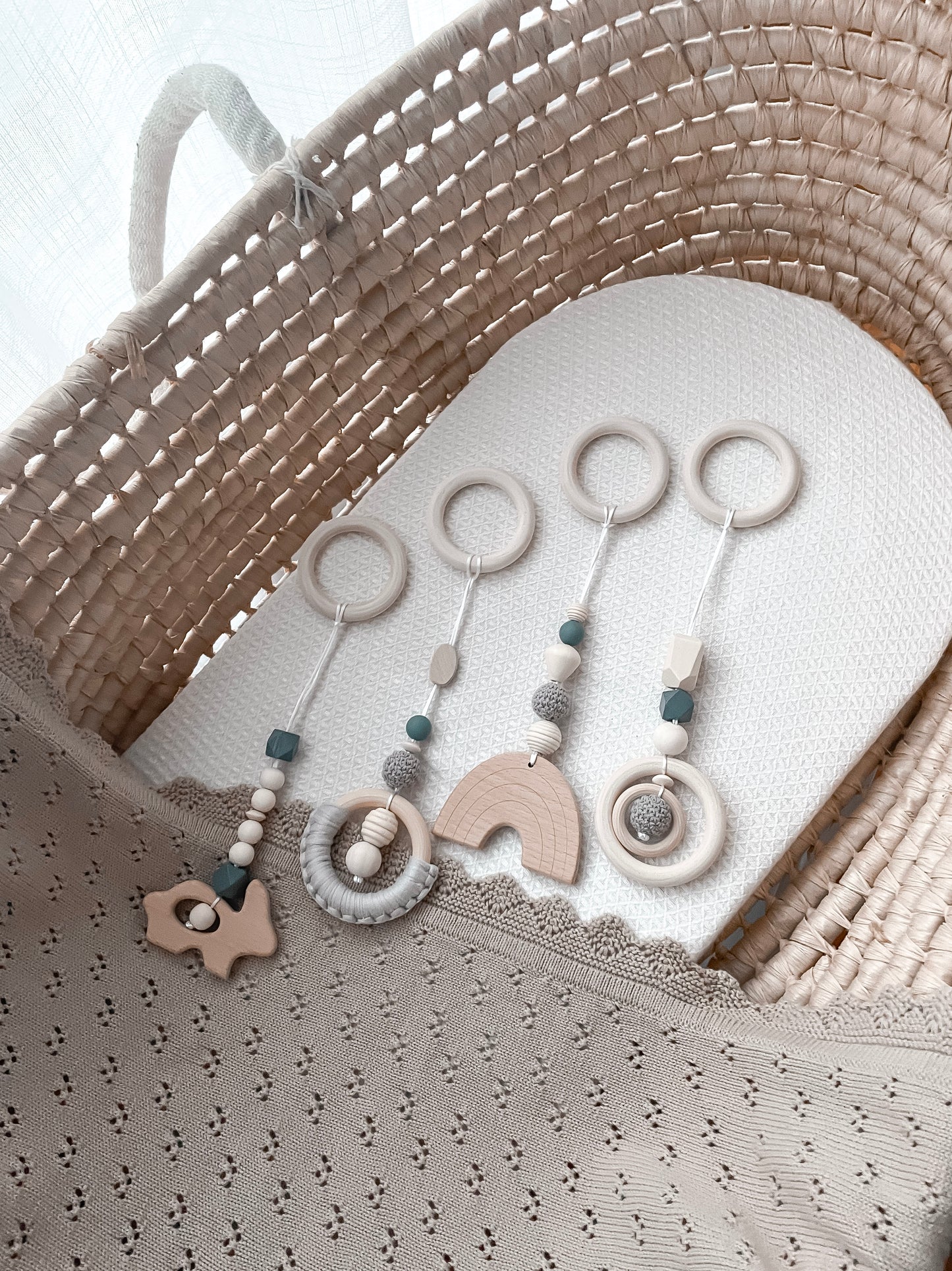 Avalia Wooden Hanging Pendants - Grey