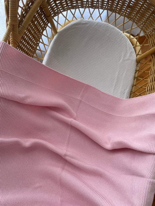 Classic Knitted Blanket - Fairy Floss