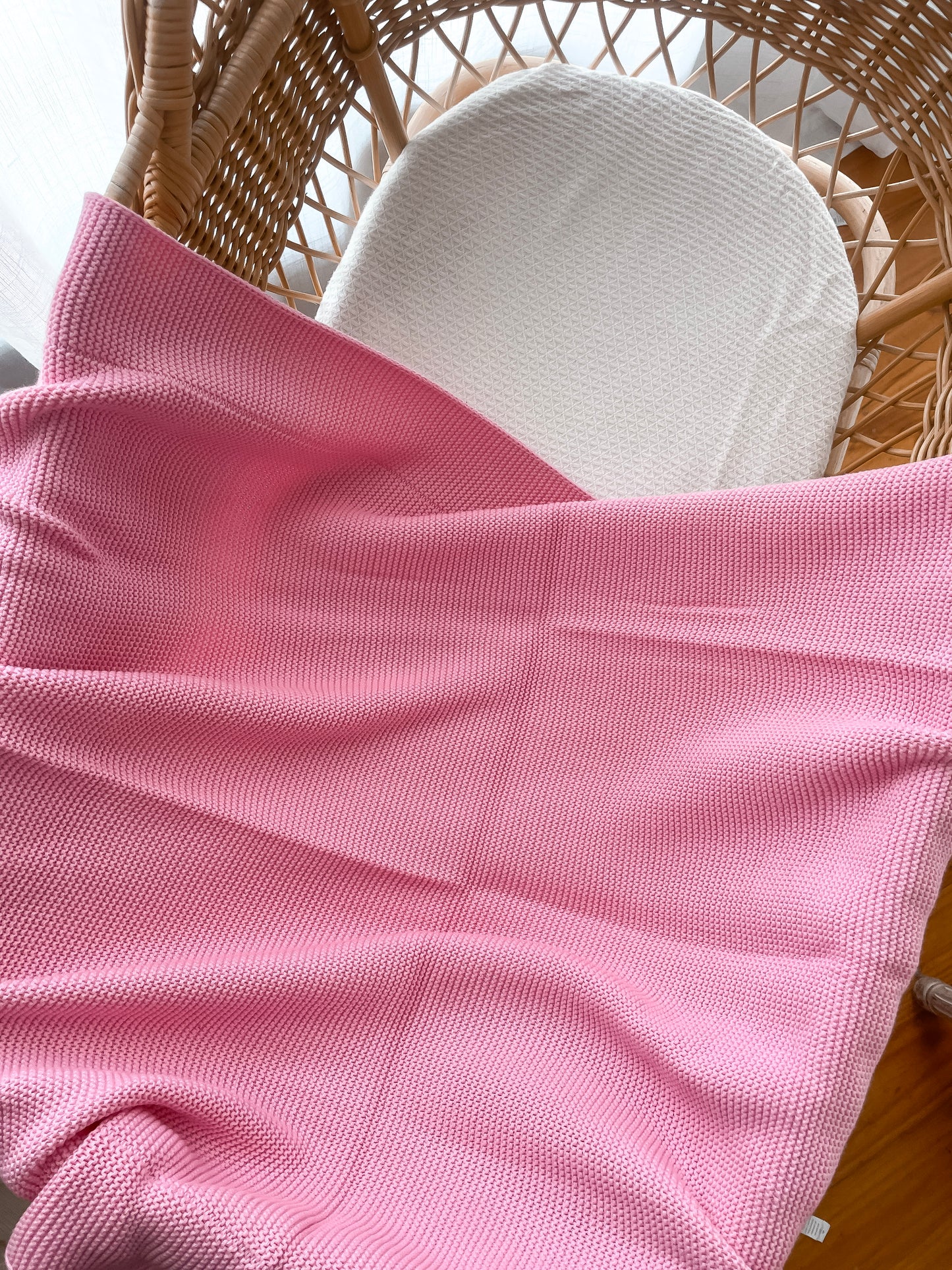 Classic Knitted Blanket - Blossom