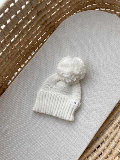 Knitted Beanie - Milk