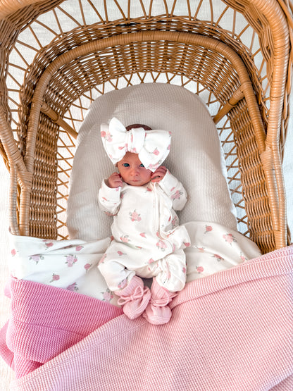 Classic Knitted Blanket - Fairy Floss