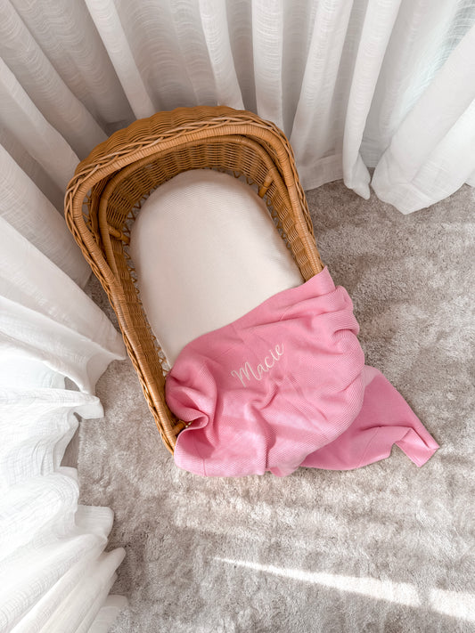 Classic Knitted Blanket - Blossom