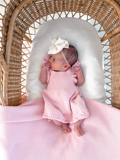 Classic Knitted Blanket - Fairy Floss