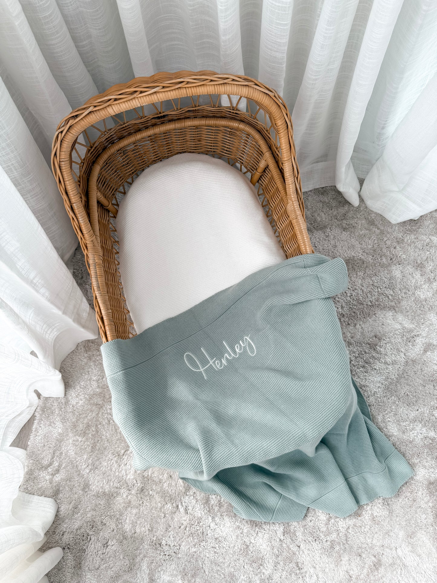 Classic Knitted Blanket - Eucalypt