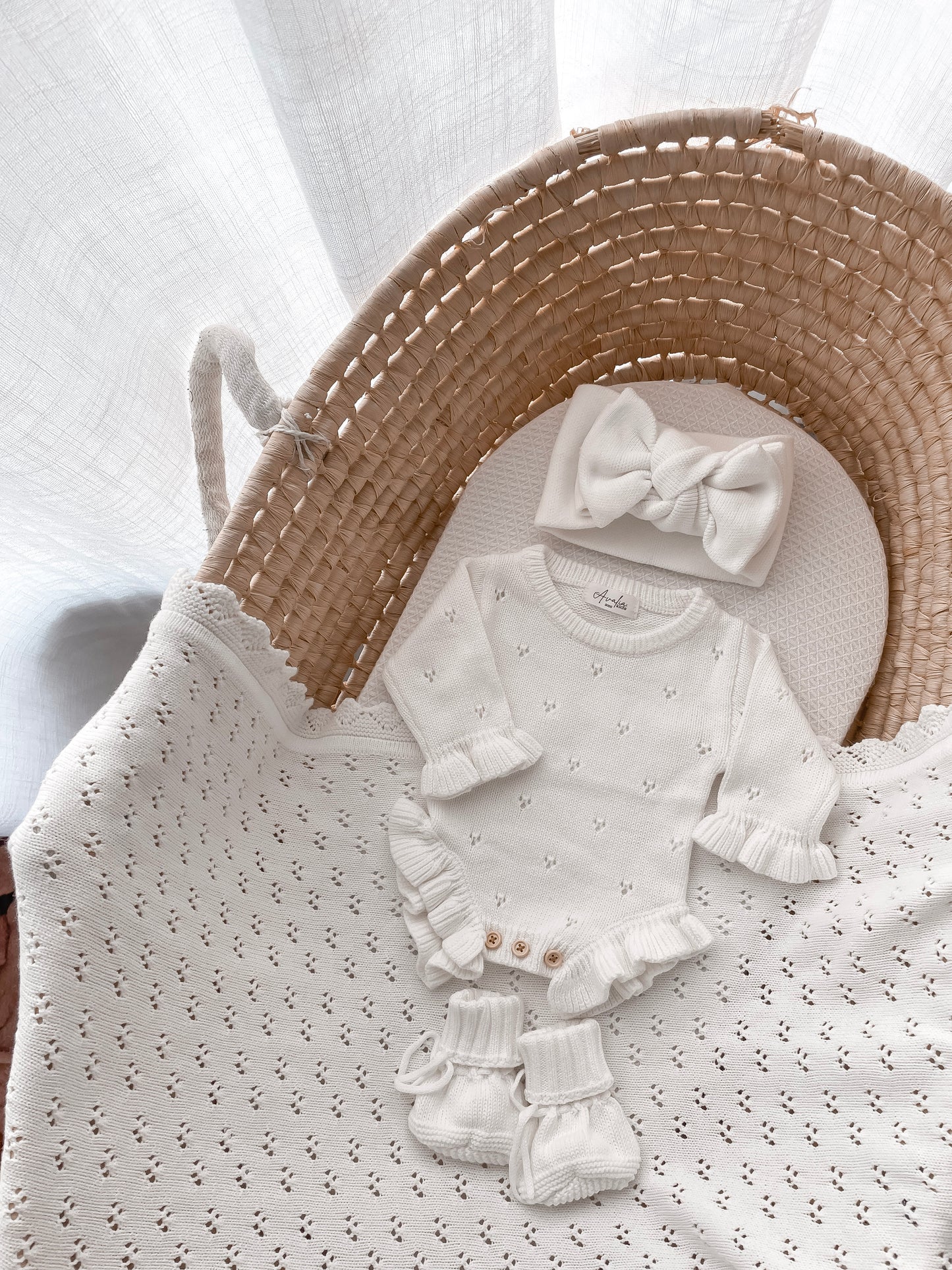 Dahlia Long Sleeve Pointelle Romper – Milk