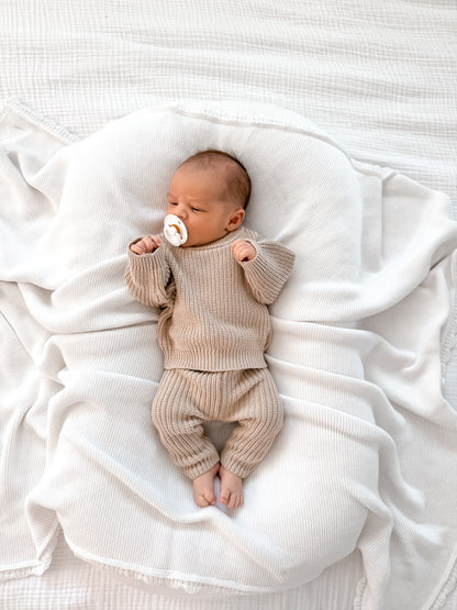 Classic Knitted Jumper - Fawn